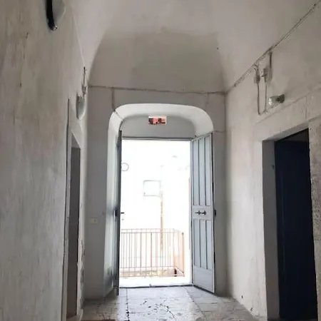 Bilocale Centro Paese Апартаменты *