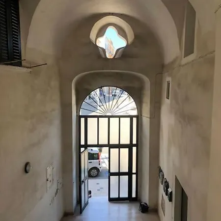 Bilocale Centro Paese Апартаменты *